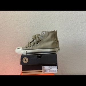 Olive Converse - CT Simple Details Hi